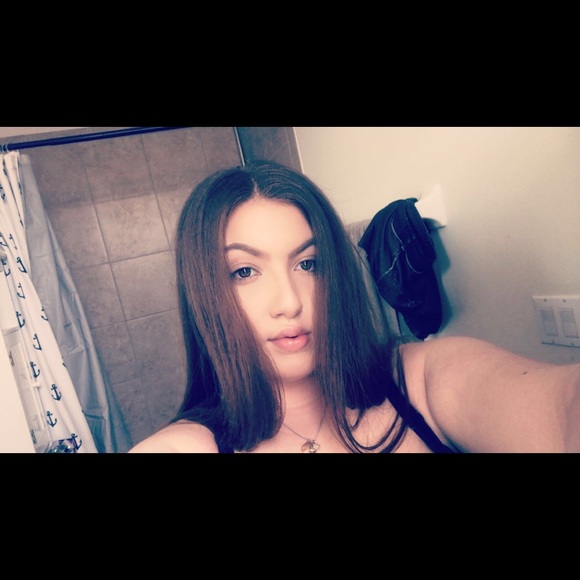 Meet your Posher, Megan - Picture 1 of 1